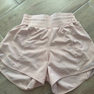 Lululemon hotty hots